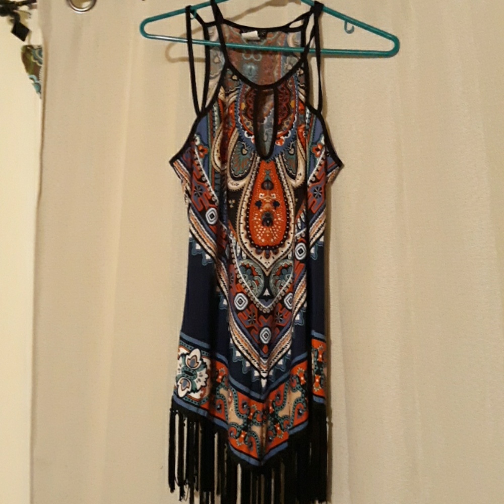 Fringe keyhole tee